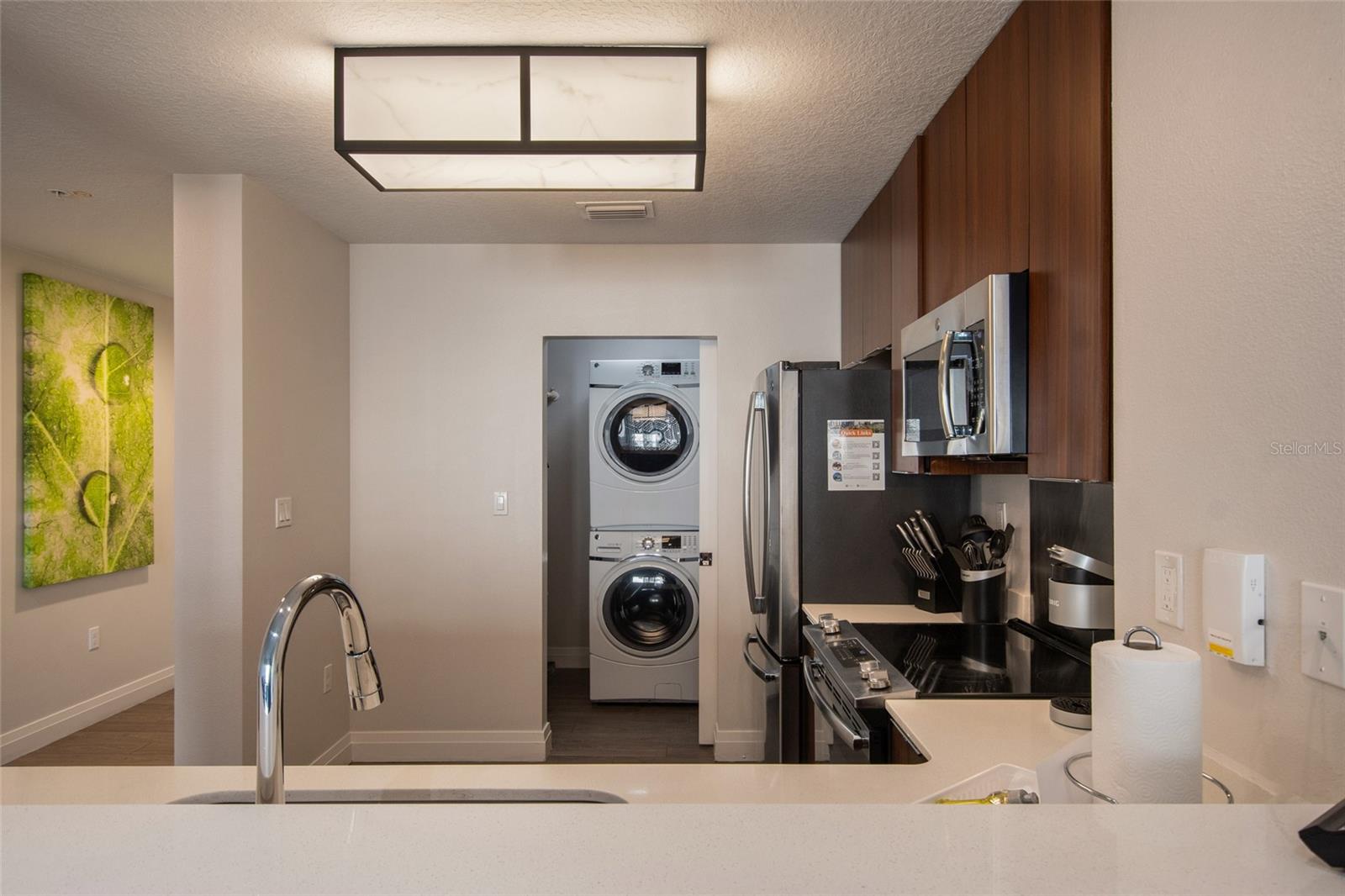 Image 18 of 72 For 14501 Grove Resort Avenue 2535