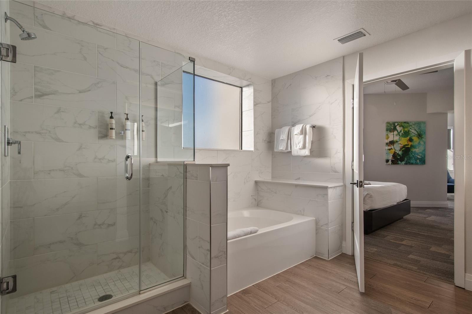 Image 32 of 72 For 14501 Grove Resort Avenue 2535