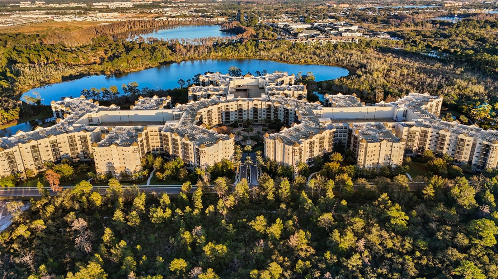 Image 44 of 72 For 14501 Grove Resort Avenue 2535