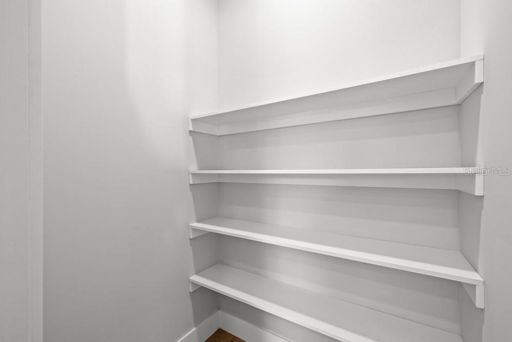 Image 18 of 50 For 1217 Cloverlawn Avenue