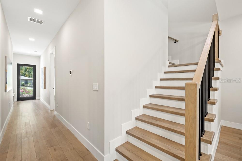 Image 23 of 50 For 1217 Cloverlawn Avenue