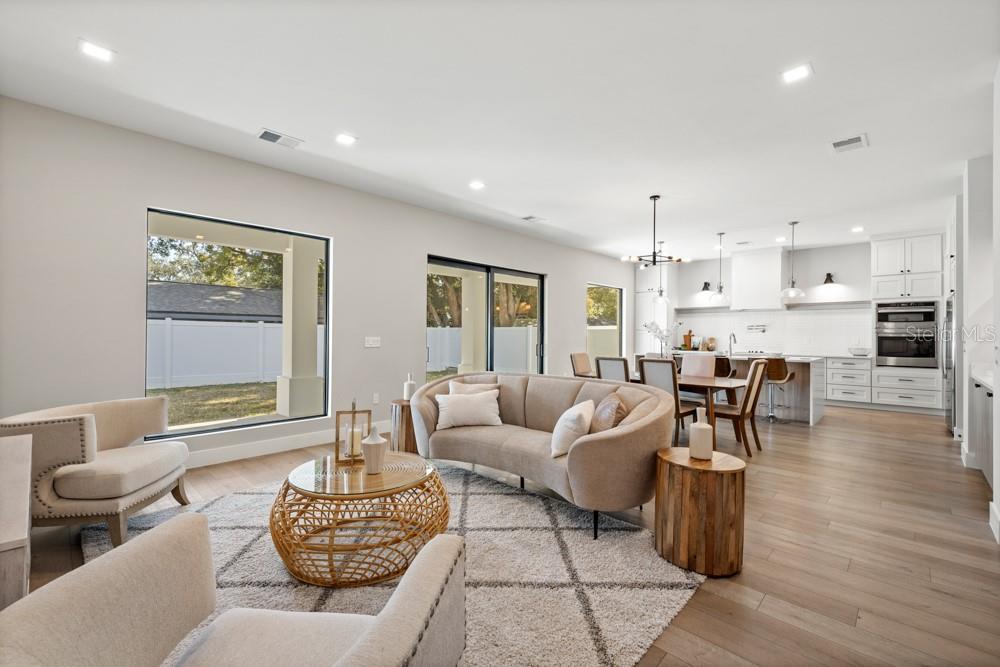 Image 3 of 50 For 1217 Cloverlawn Avenue