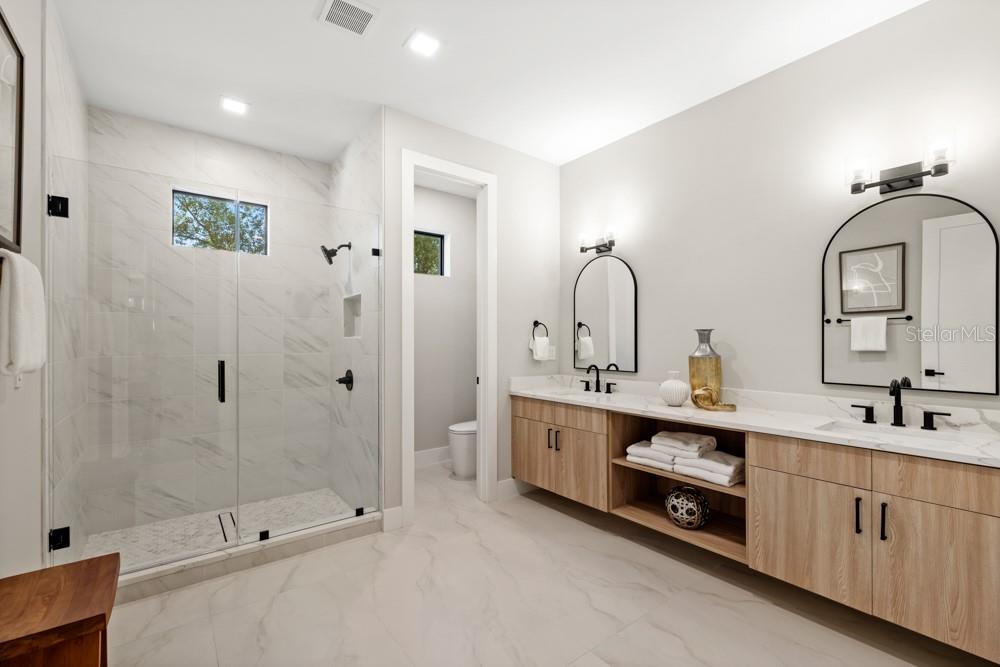 Image 30 of 50 For 1217 Cloverlawn Avenue