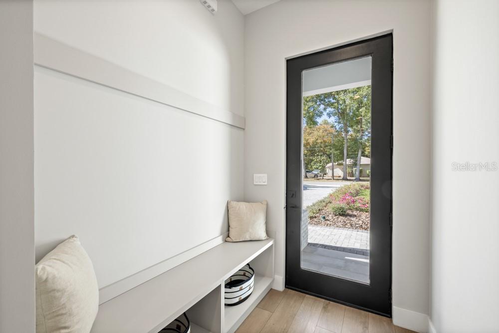 Image 39 of 50 For 1217 Cloverlawn Avenue