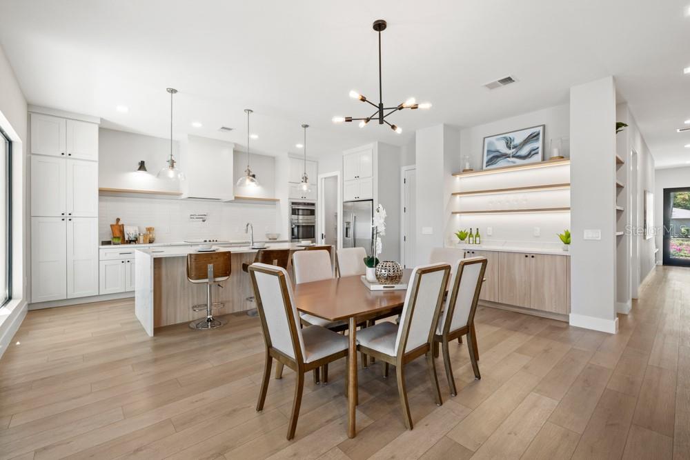 Image 8 of 50 For 1217 Cloverlawn Avenue