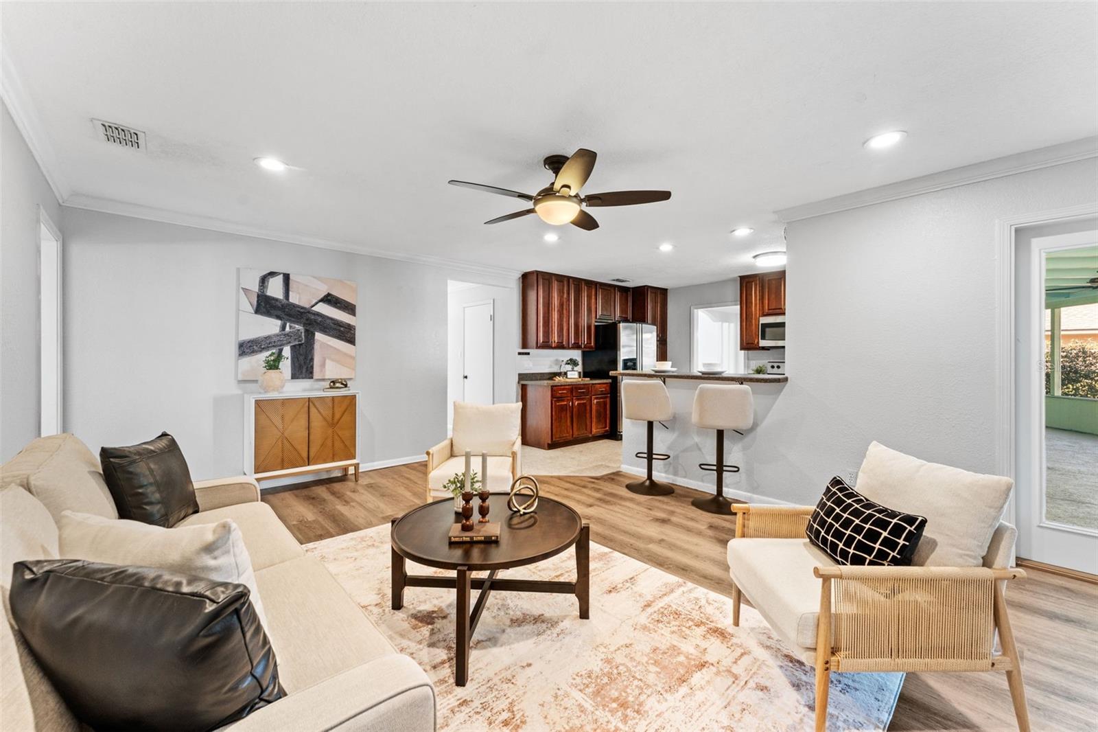 Image 15 of 42 For 620 Darcey Drive