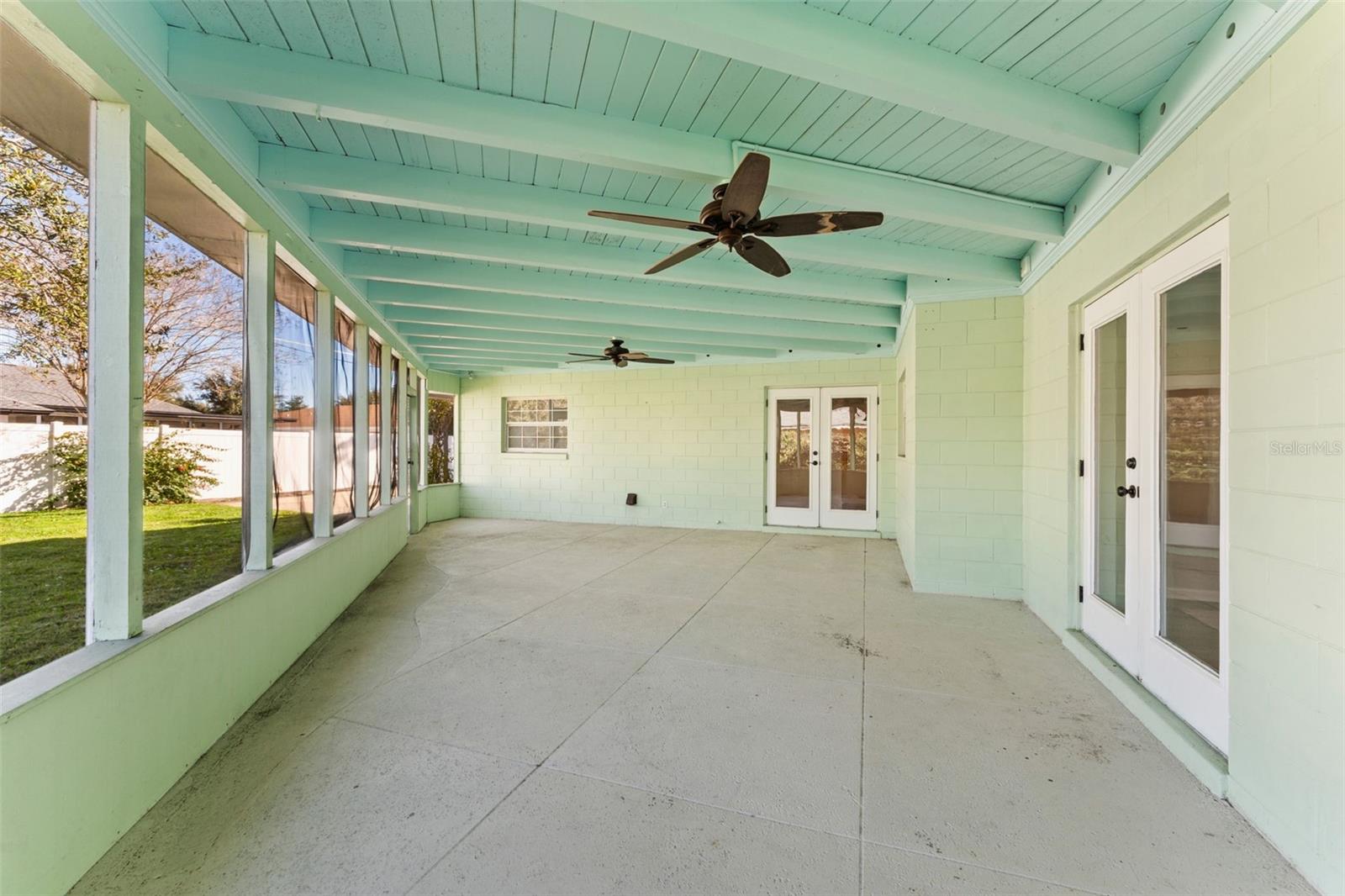 Image 29 of 42 For 620 Darcey Drive