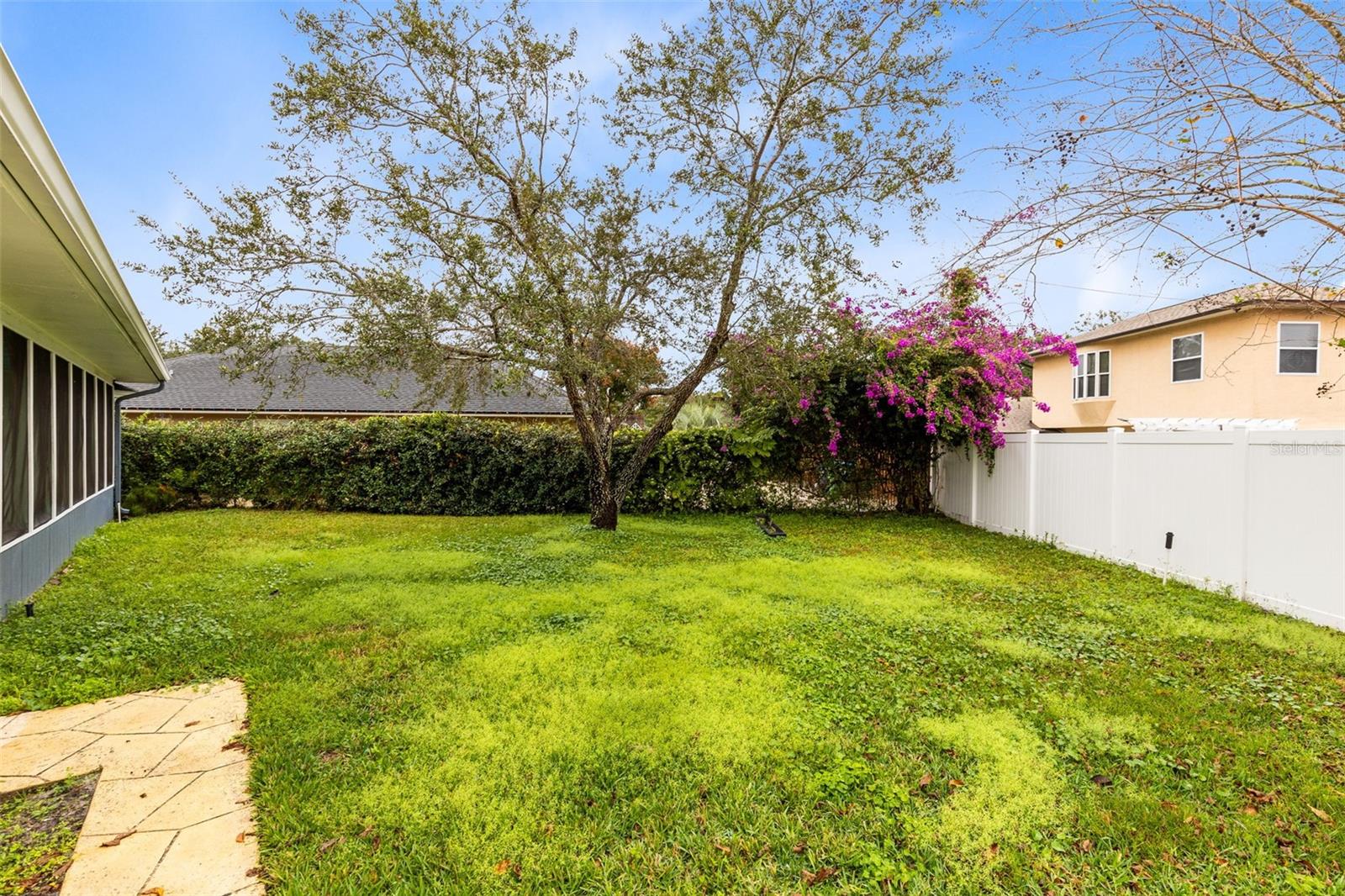 Image 31 of 42 For 620 Darcey Drive