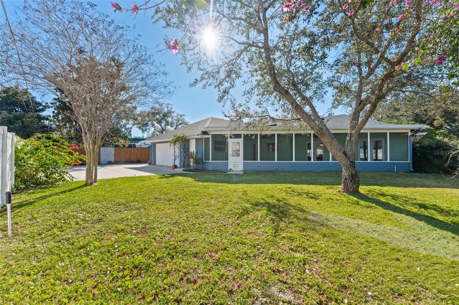 Image 4 of 42 For 620 Darcey Drive