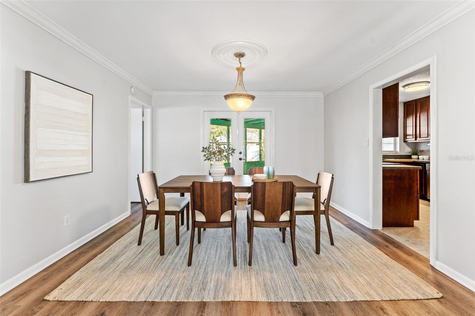 Image 8 of 42 For 620 Darcey Drive