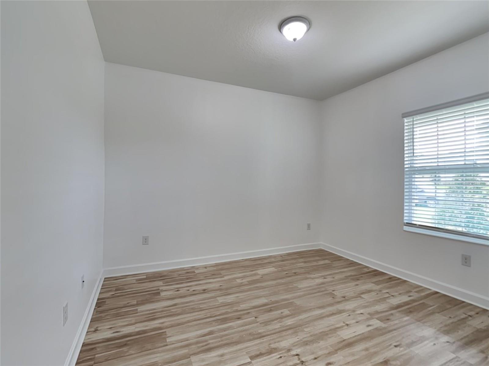 Image 10 of 17 For 1609 Sourwood Drive