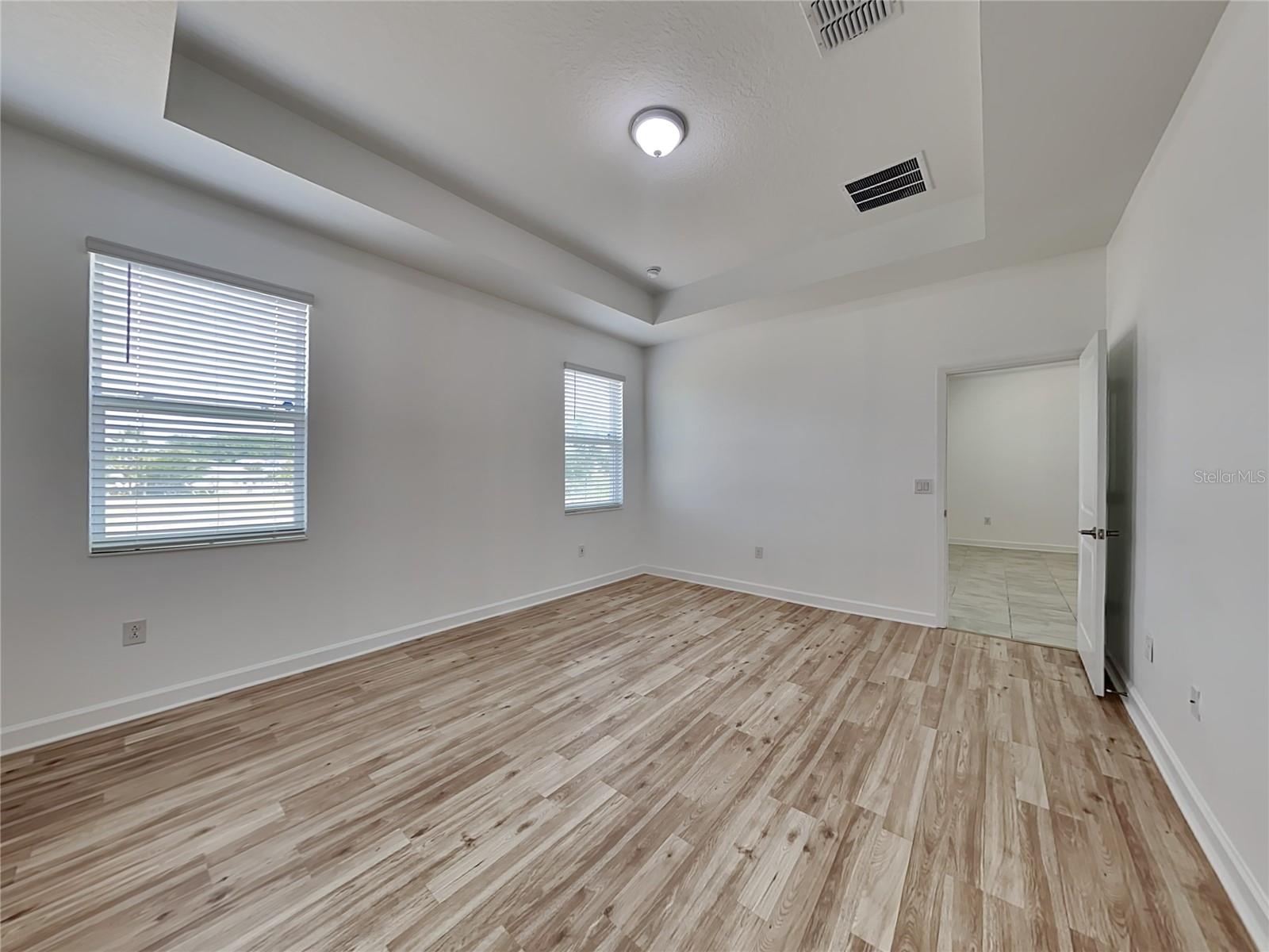 Image 6 of 17 For 1609 Sourwood Drive