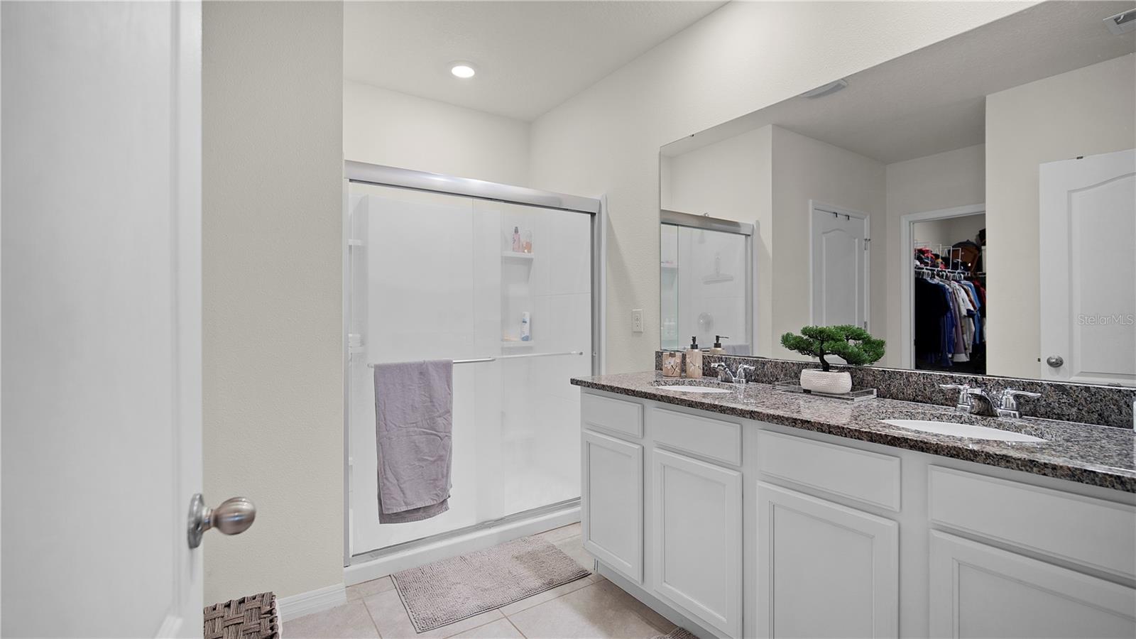 Image 25 of 31 For 5402 Pine Lilly Drive