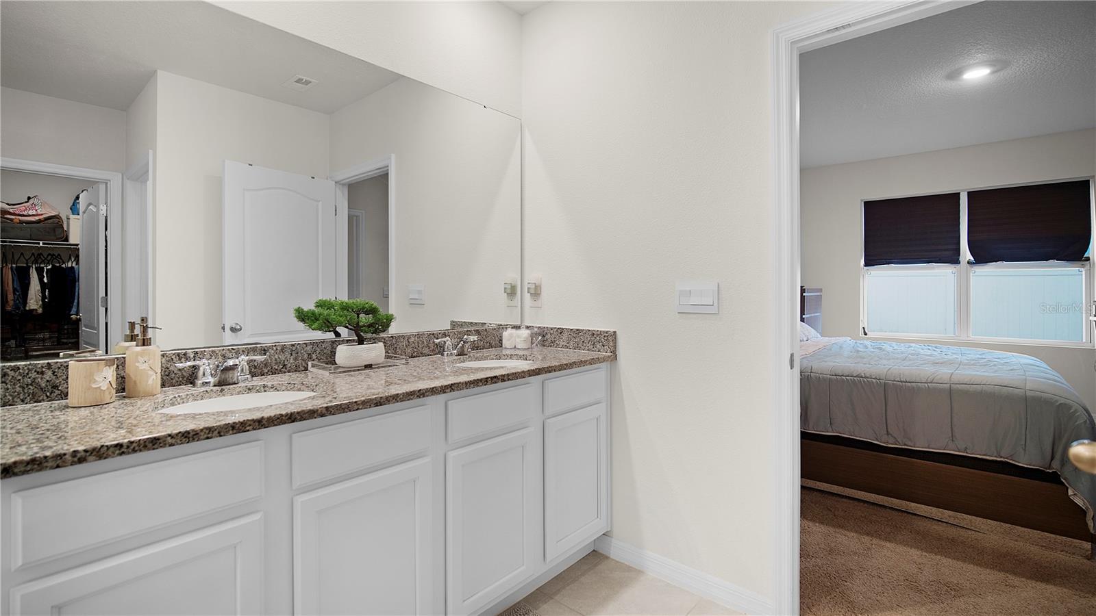 Image 28 of 31 For 5402 Pine Lilly Drive