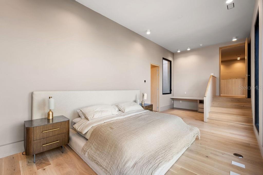 Image 20 of 27 For 1742 Temple Drive