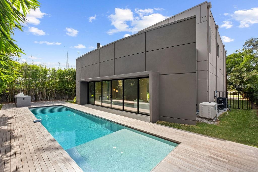 Image 3 of 27 For 1742 Temple Drive