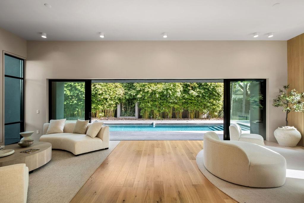 Image 6 of 27 For 1742 Temple Drive