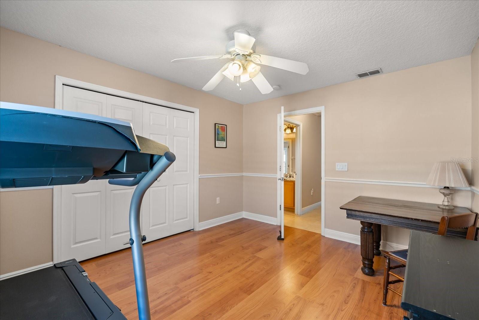 Image 33 of 44 For 2878 Willow Bay Terrace