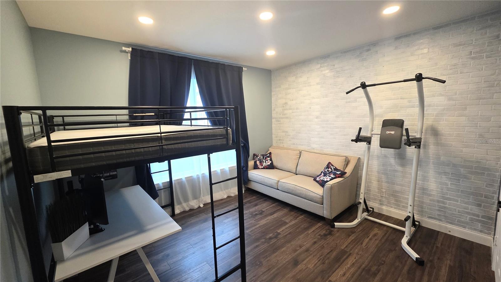 Image 38 of 62 For 5531 Cypress Hill Road