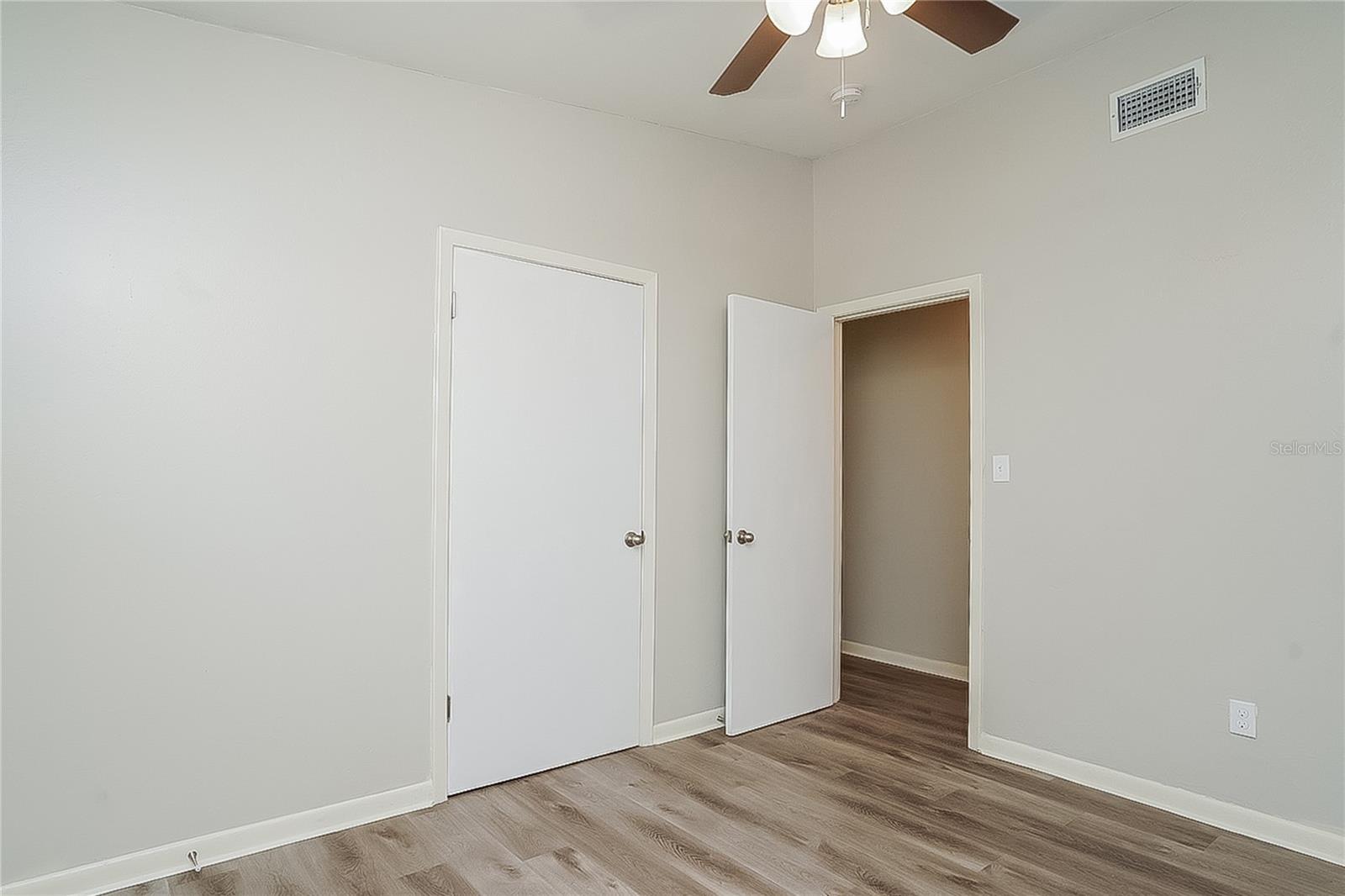 Image 12 of 16 For 1301 Wood Avenue