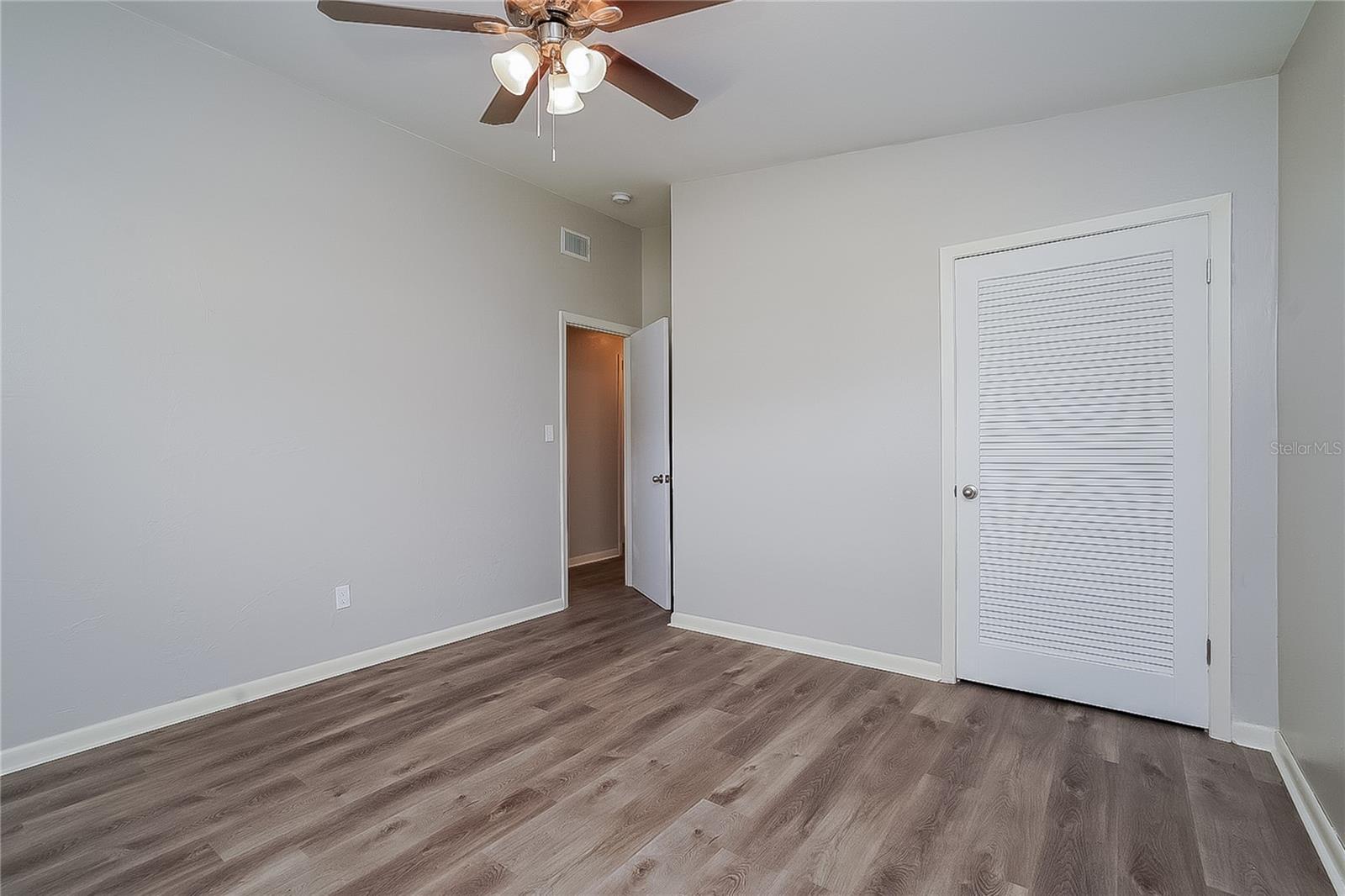 Image 8 of 16 For 1301 Wood Avenue