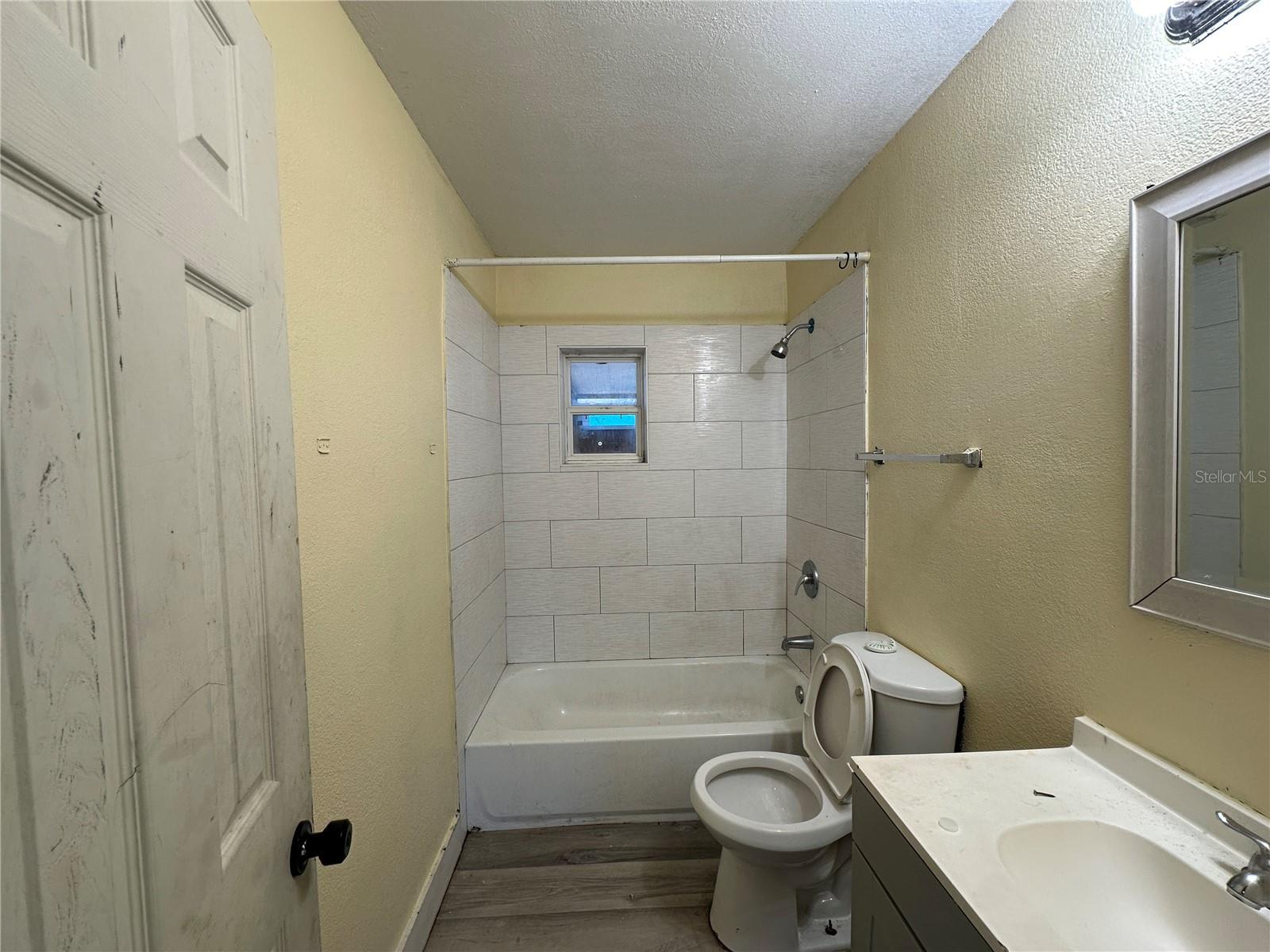 Image 6 of 14 For 6262 Kaieteur Lane