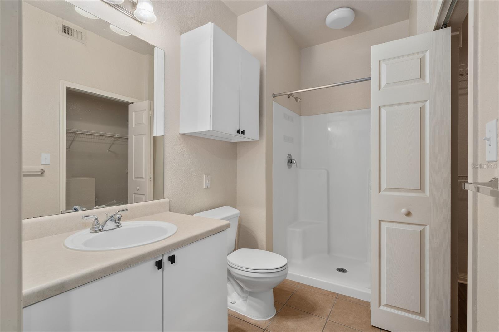 Image 15 of 50 For 911 Orange 511