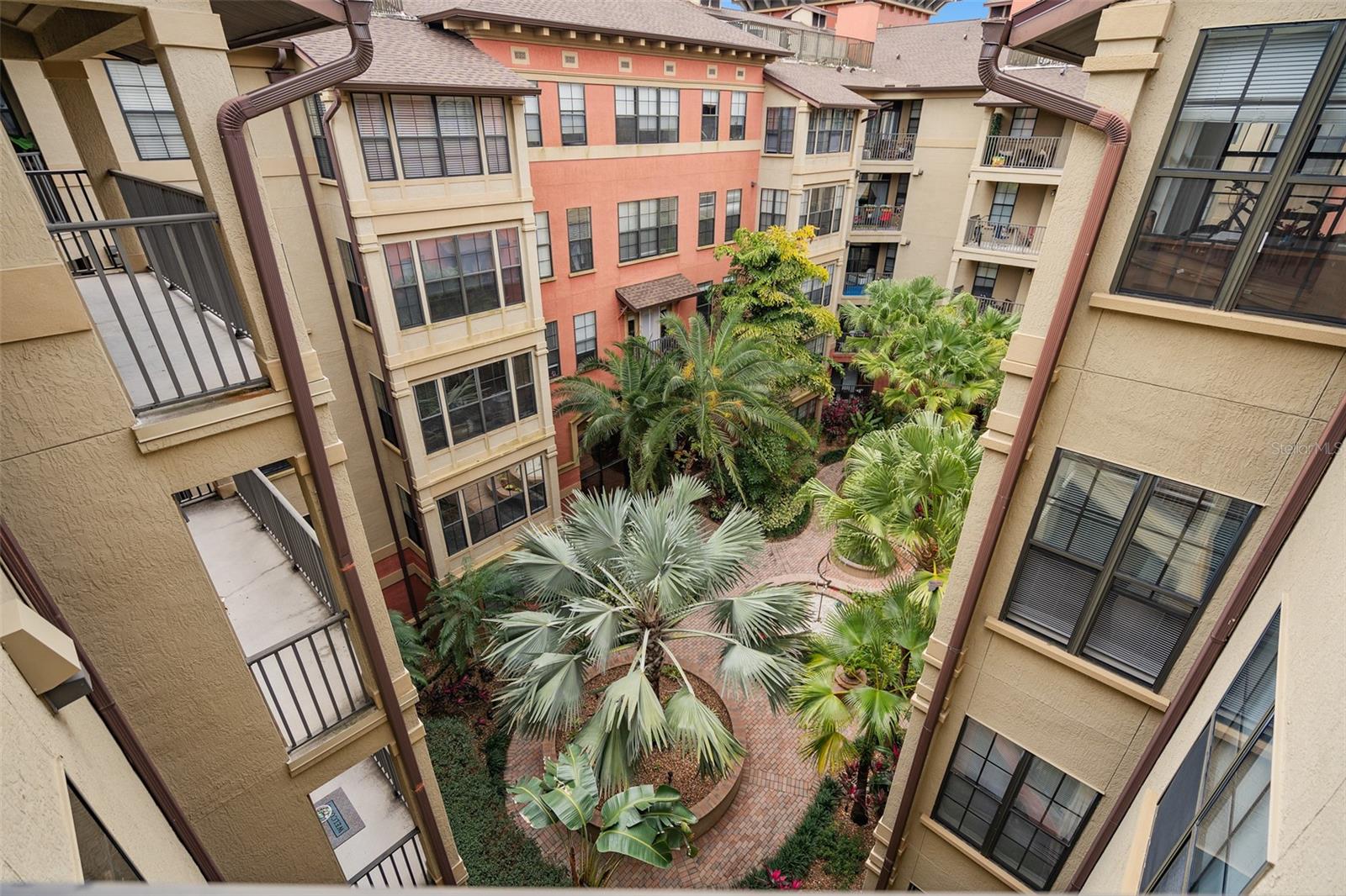 Image 25 of 50 For 911 Orange 511