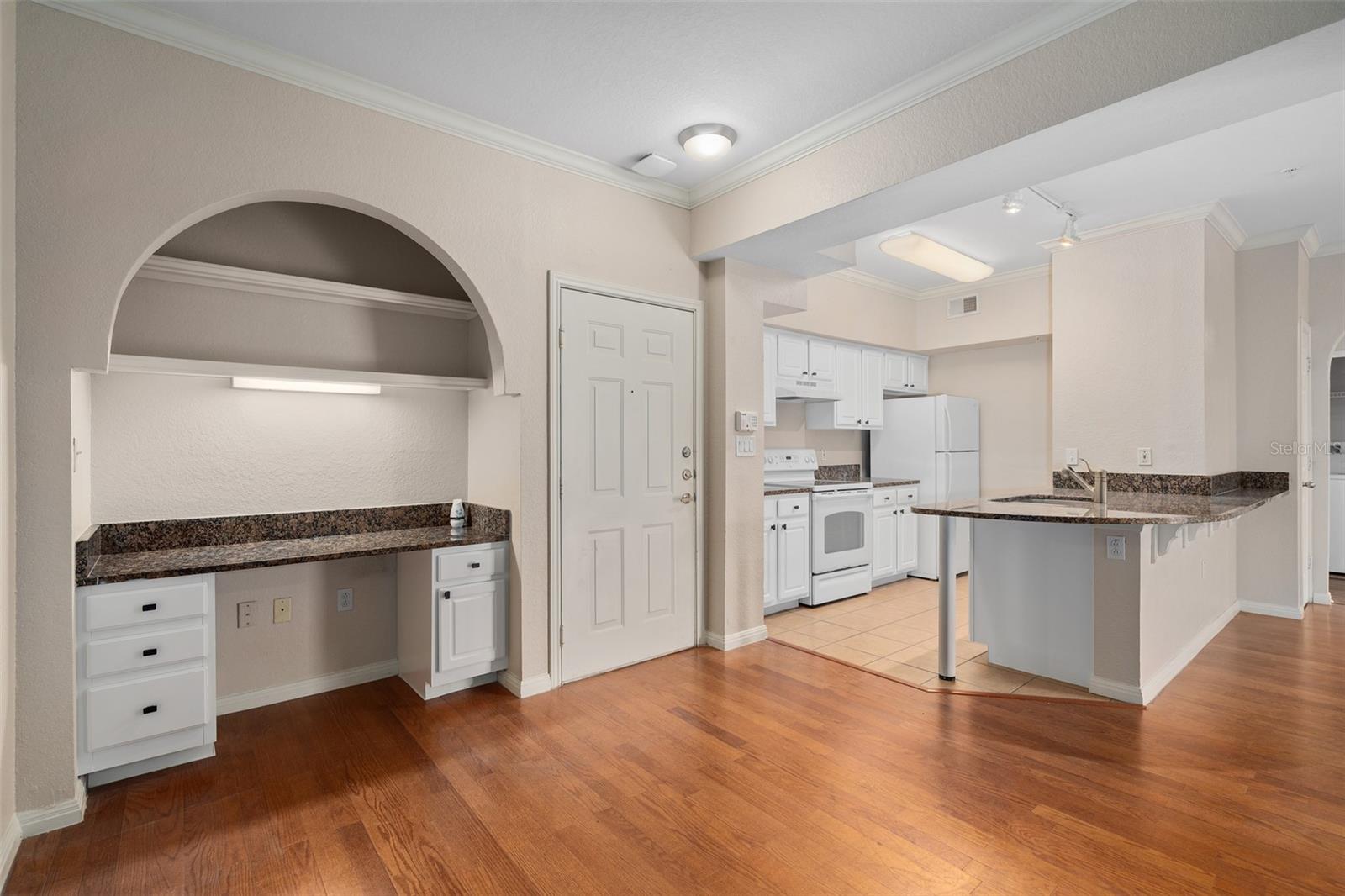 Image 5 of 50 For 911 Orange 511