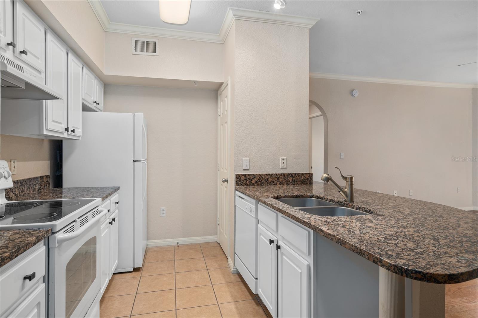 Image 7 of 50 For 911 Orange 511