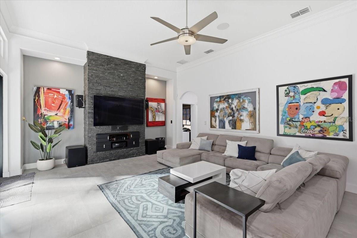 Image 12 of 46 For 2512 Park Royal Drive