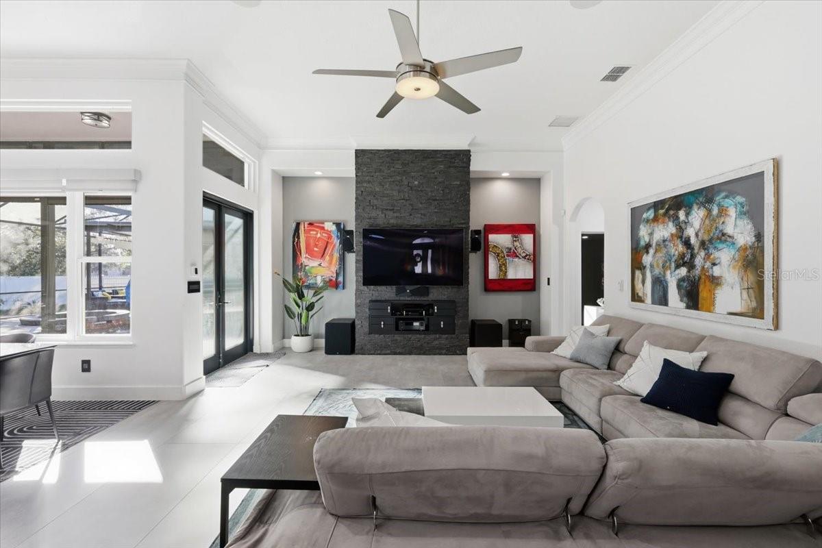 Image 13 of 46 For 2512 Park Royal Drive