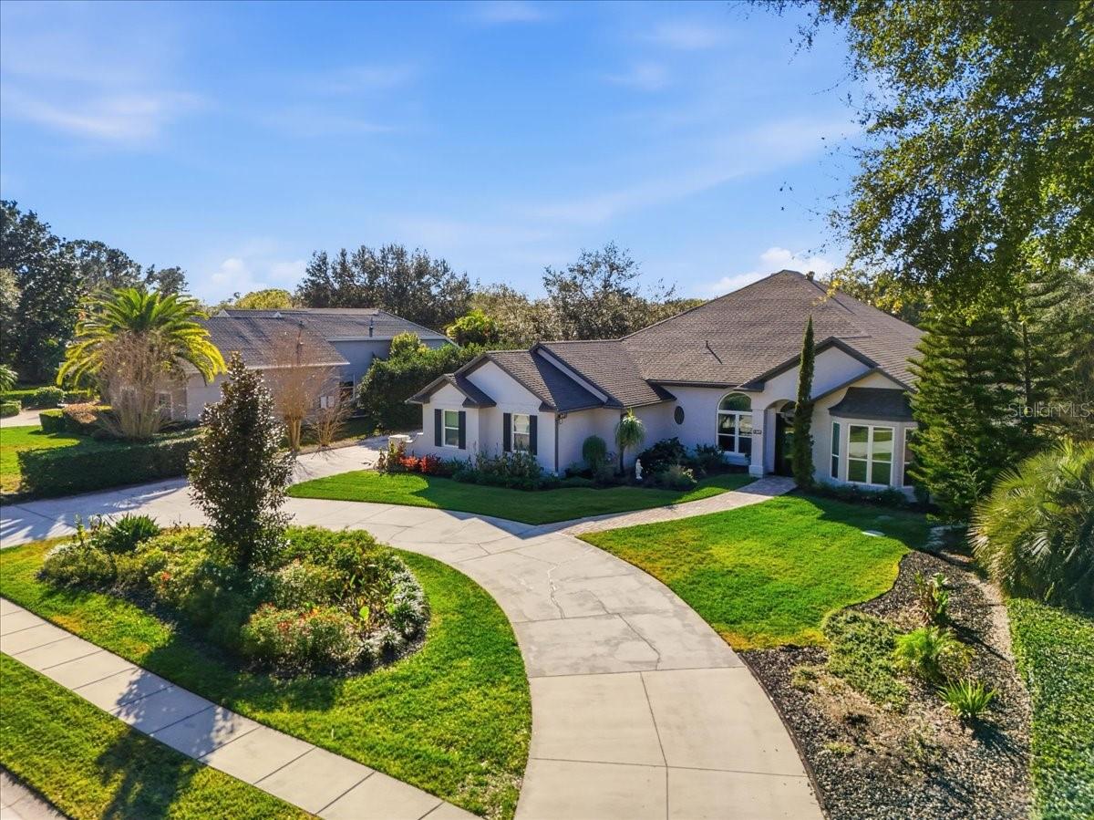 Image 3 of 46 For 2512 Park Royal Drive