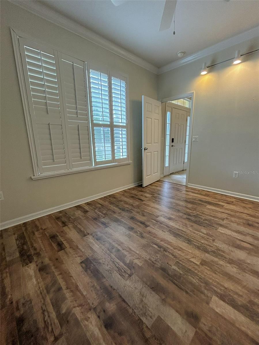 Image 11 of 43 For 691 Pensacola Lane