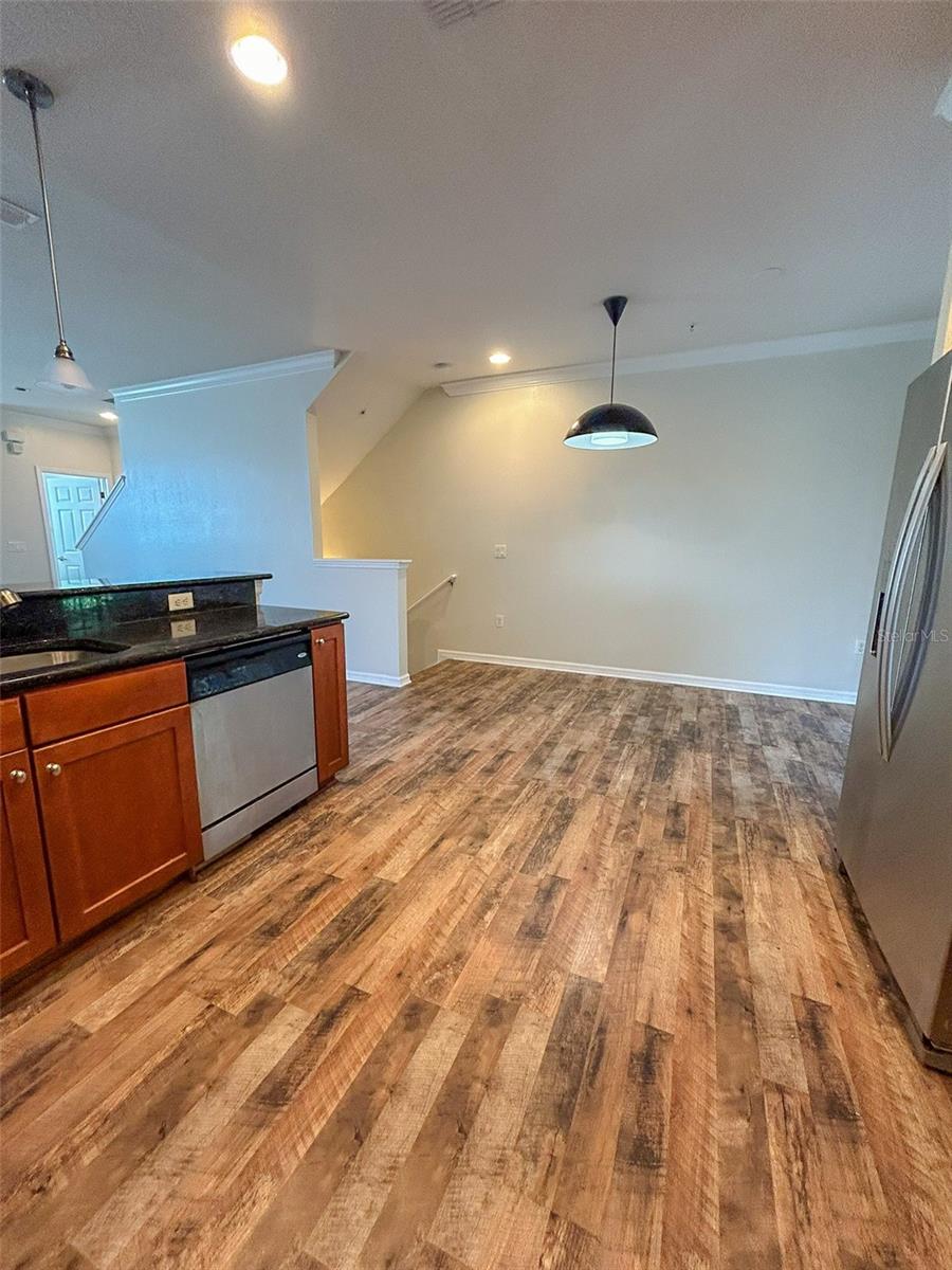 Image 19 of 43 For 691 Pensacola Lane