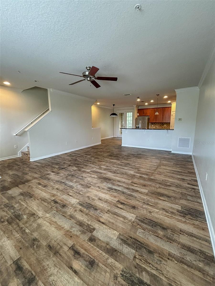 Image 25 of 43 For 691 Pensacola Lane