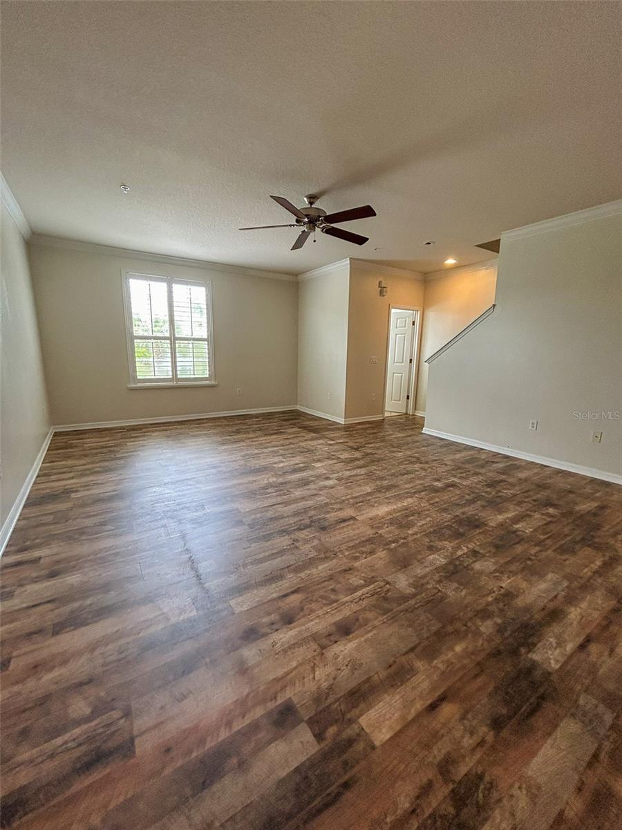 Image 27 of 43 For 691 Pensacola Lane