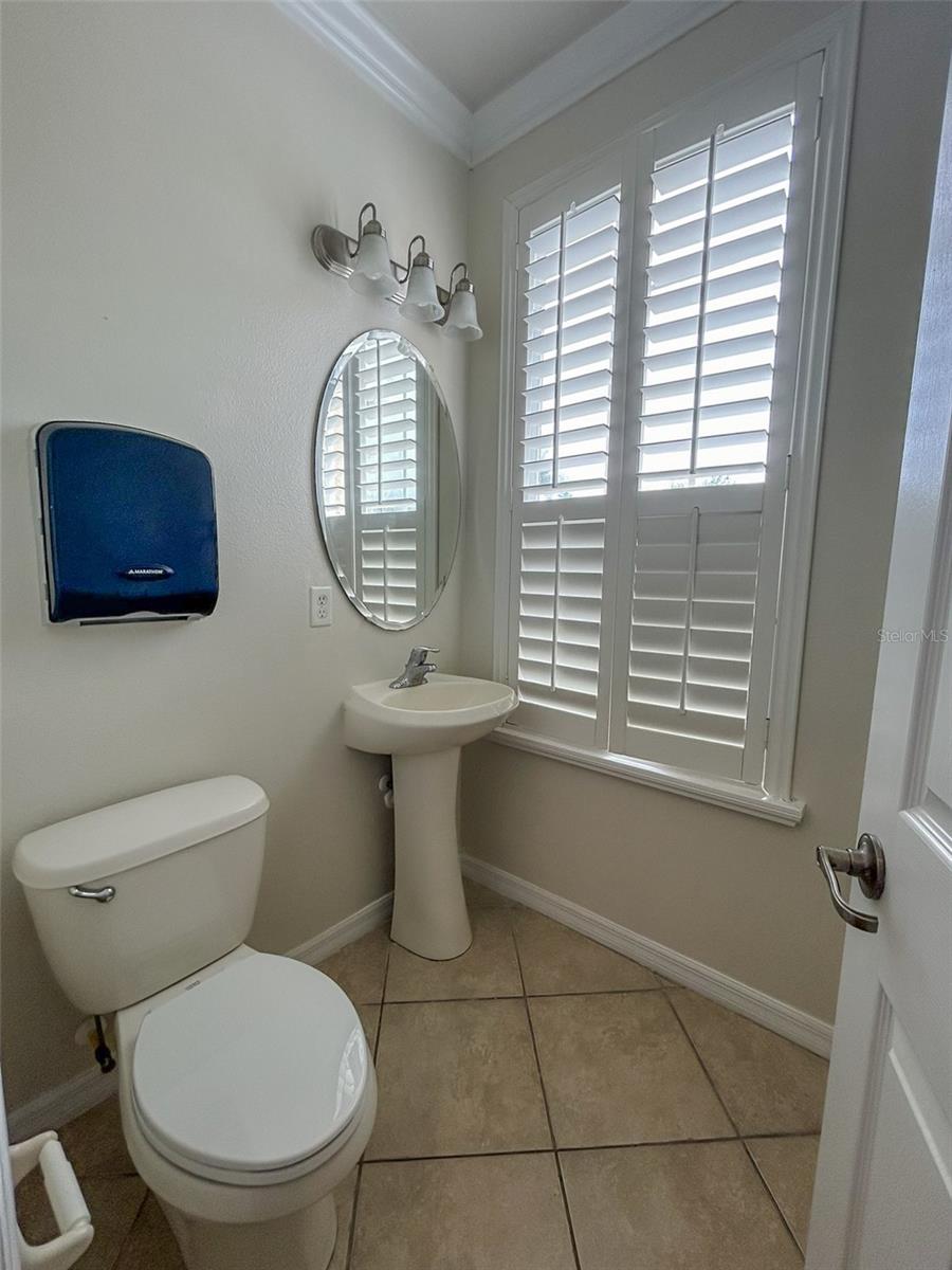 Image 28 of 43 For 691 Pensacola Lane