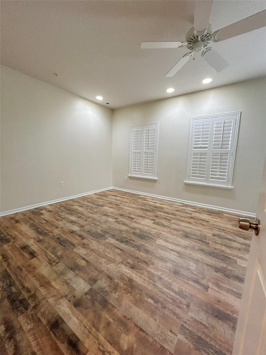 Image 38 of 43 For 691 Pensacola Lane