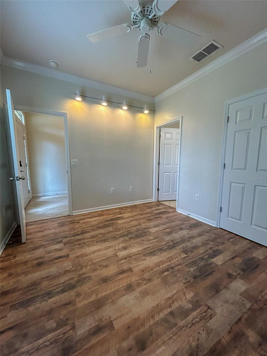 Image 9 of 43 For 691 Pensacola Lane