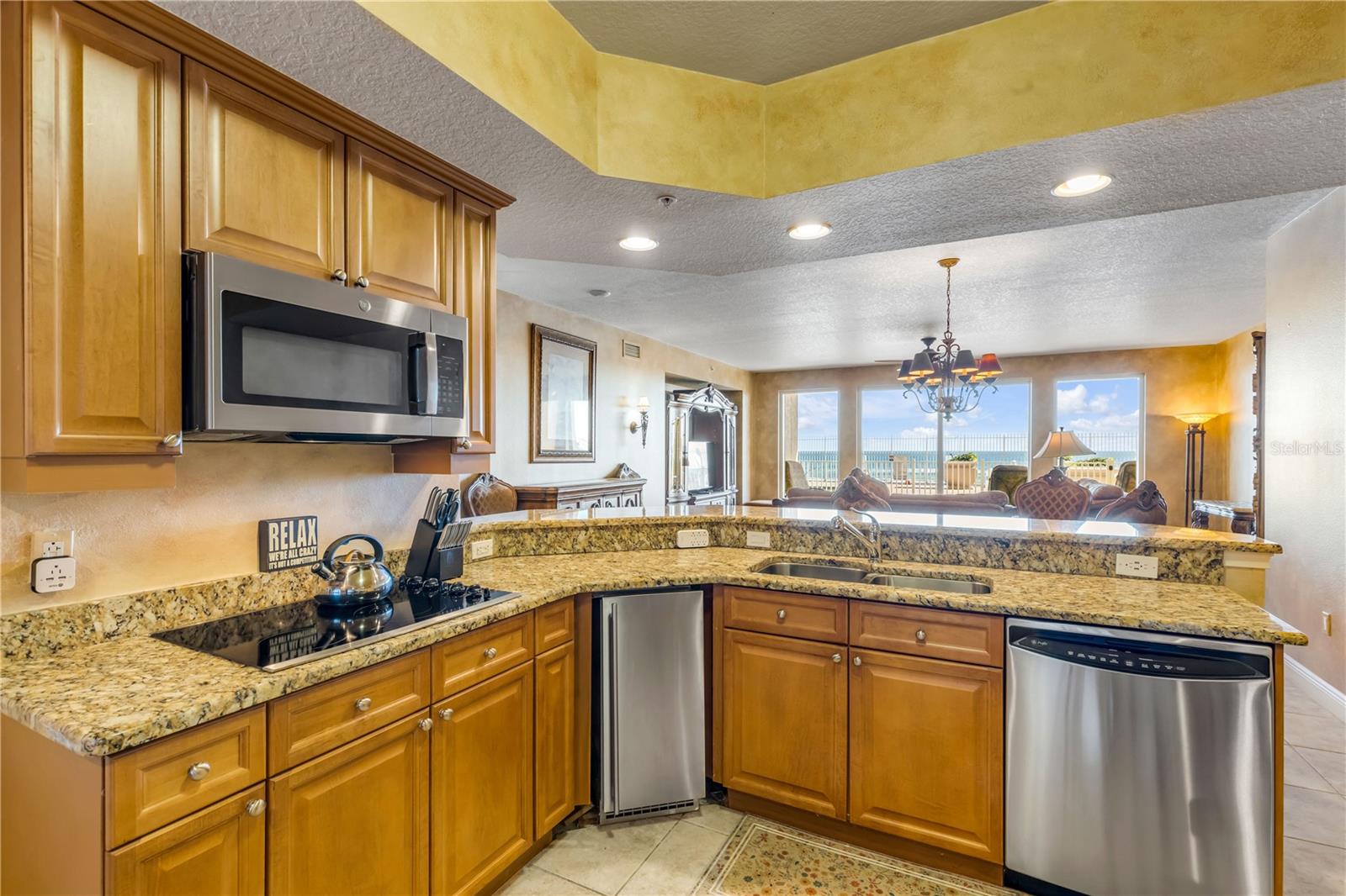 Image 11 of 49 For 2901 Atlantic Avenue 102