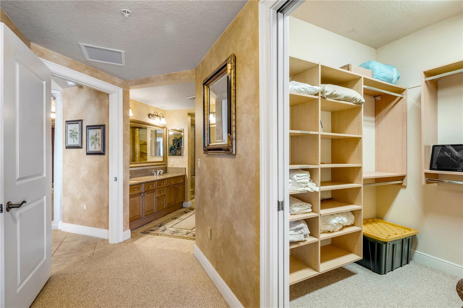 Image 28 of 49 For 2901 Atlantic Avenue 102