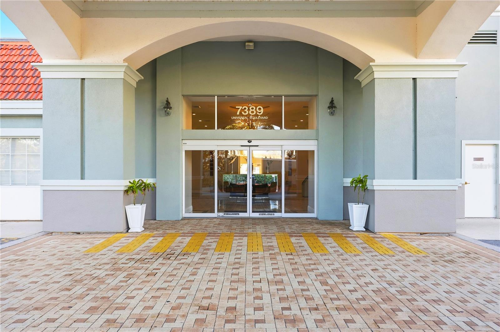 Image 2 of 22 For 7395 Universal Boulevard 104