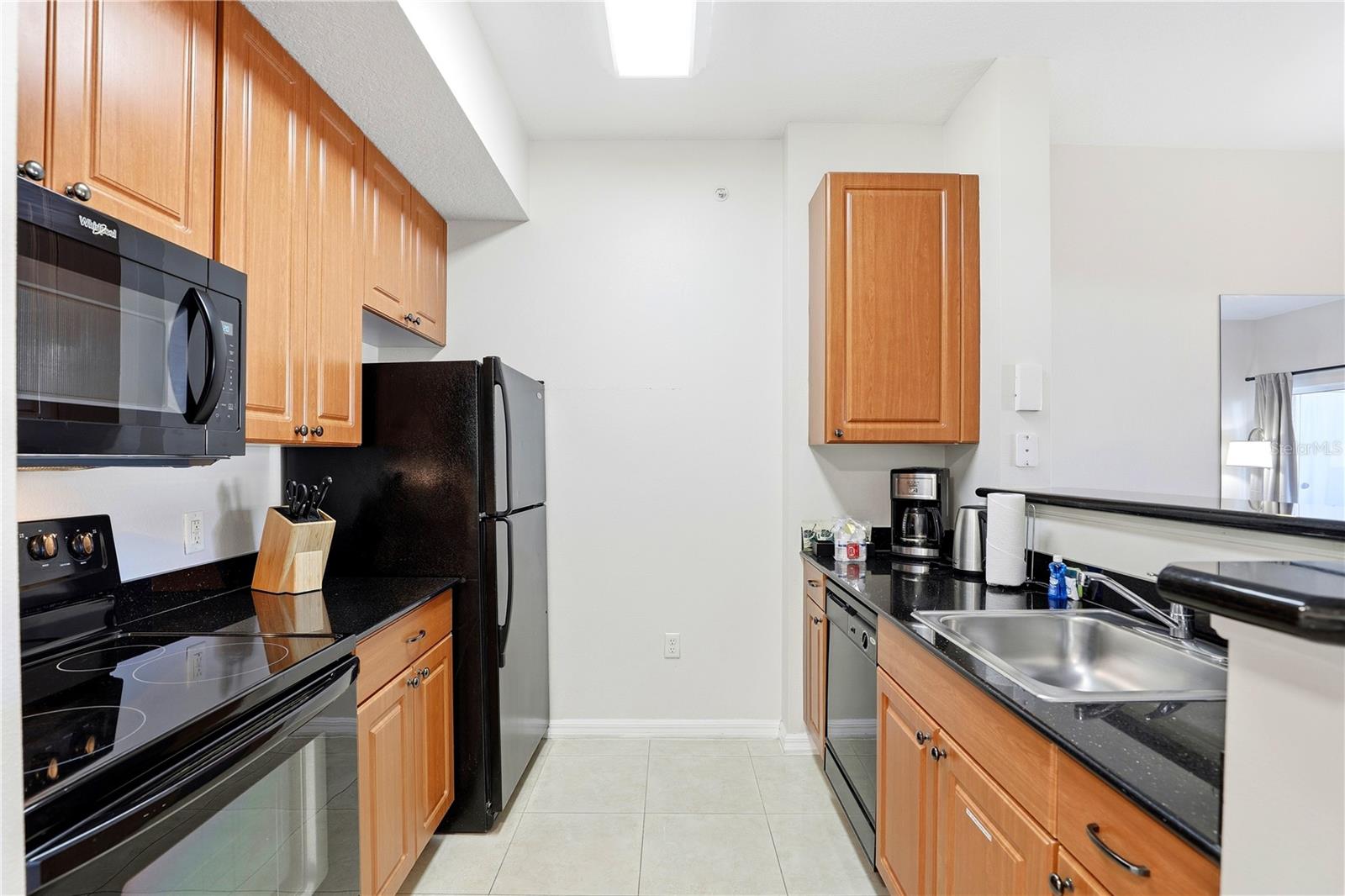 Image 4 of 22 For 7395 Universal Boulevard 104