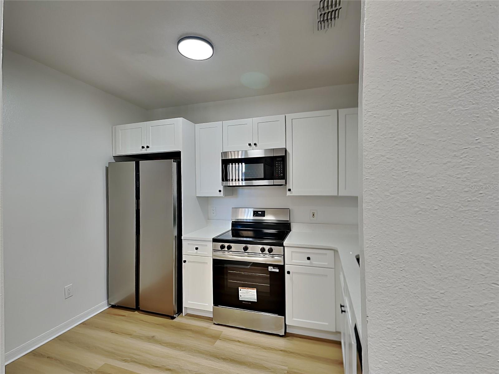 Image 5 of 16 For 515 Villa Del Sol Circle 204