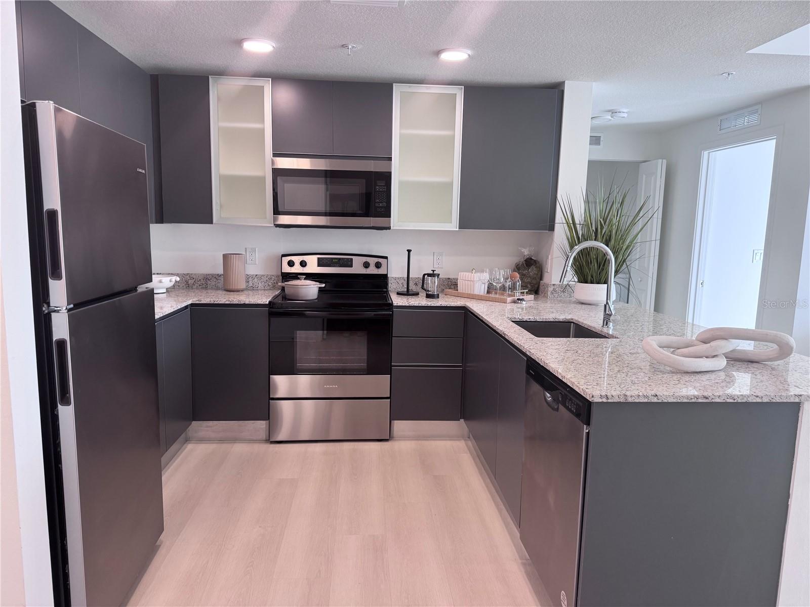 Image 3 of 12 For 5587 Millenia Park Boulevard 112