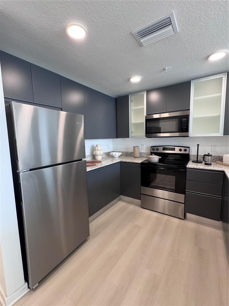 Image 8 of 12 For 5587 Millenia Park Boulevard 112