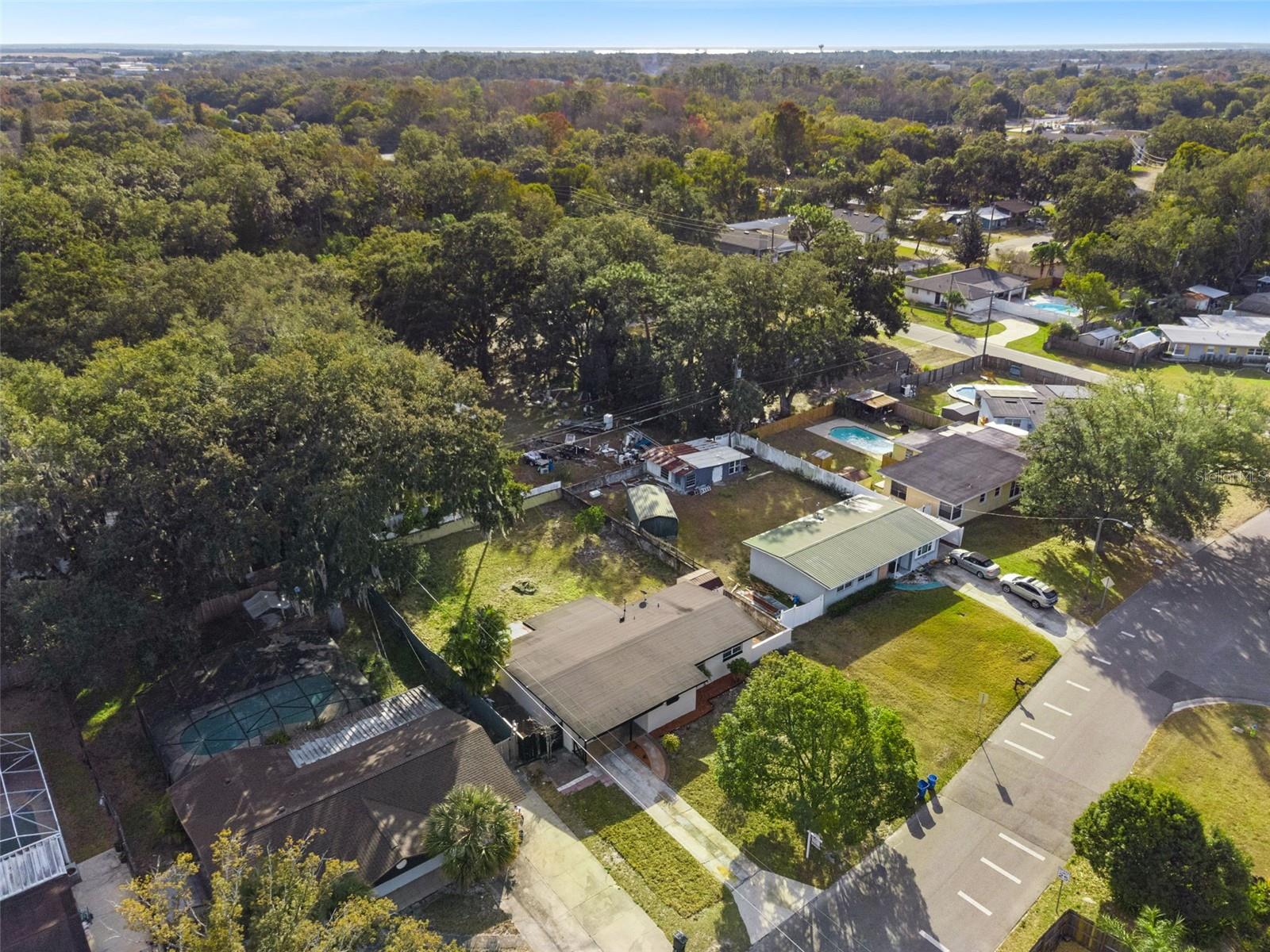 Image 39 of 44 For 2827 Park Avenue