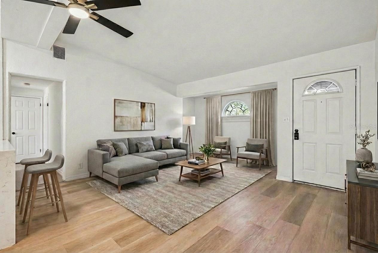 Image 4 of 44 For 2827 Park Avenue