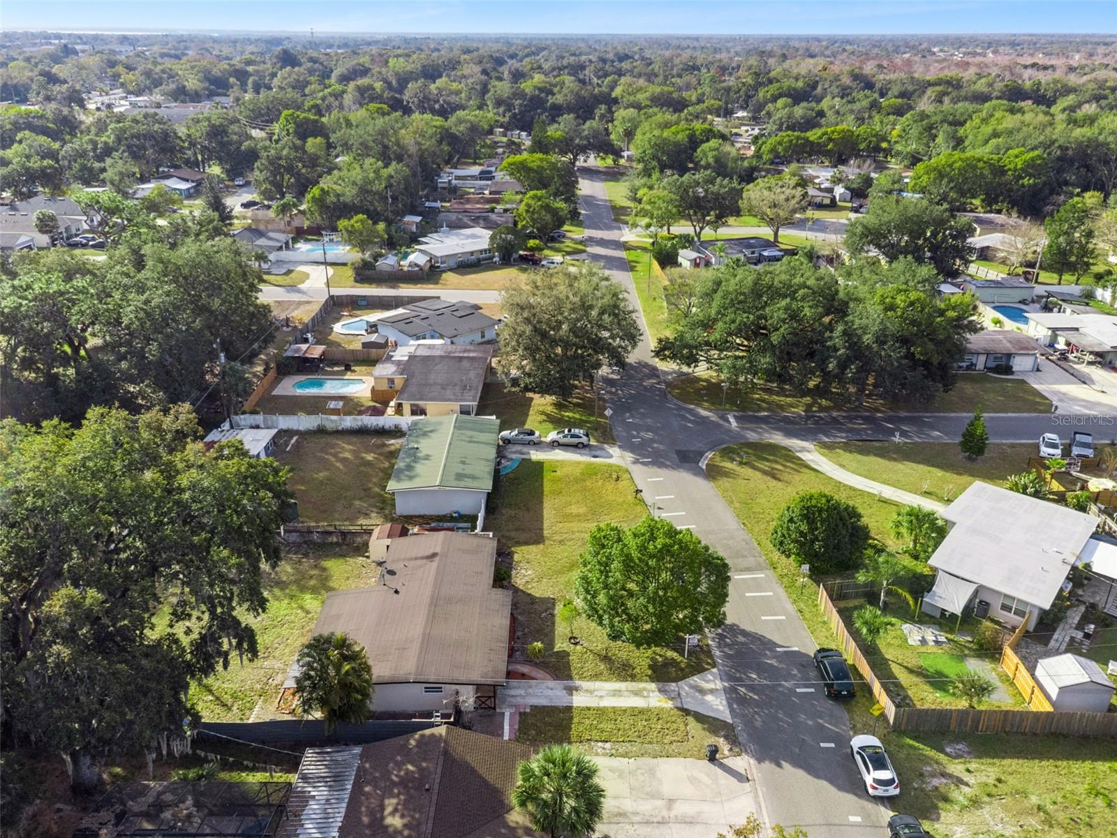 Image 41 of 44 For 2827 Park Avenue